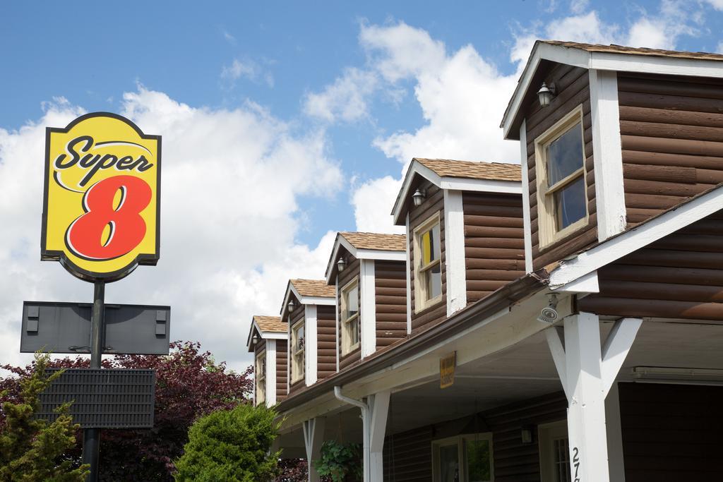 Motel Super 8 By Wyndham Christiansburg Exteriér fotografie